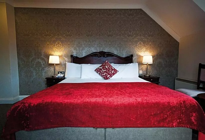 בית מלון כפרי Killarney Riverside