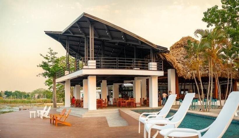 هتل Maya Internacional