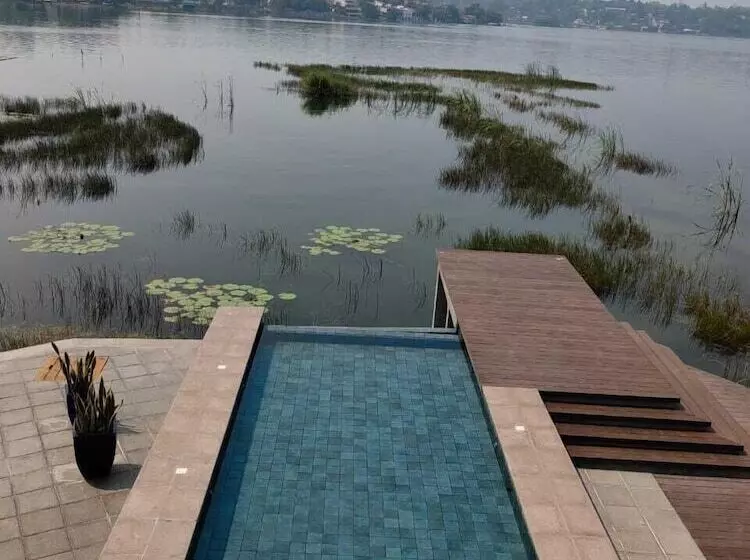 هتل Maya Internacional