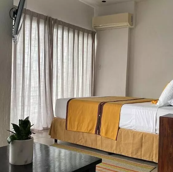 هتل Maya Internacional