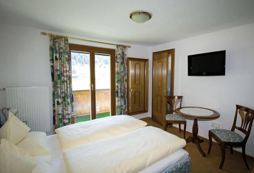 هتل Pension Felsenhof