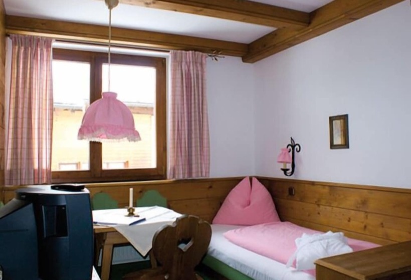 هتل Pension Felsenhof