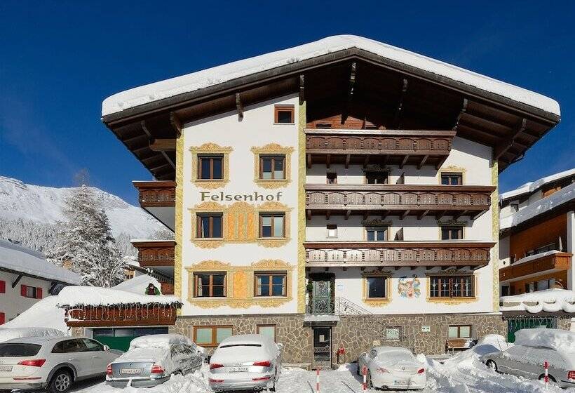 هتل Pension Felsenhof