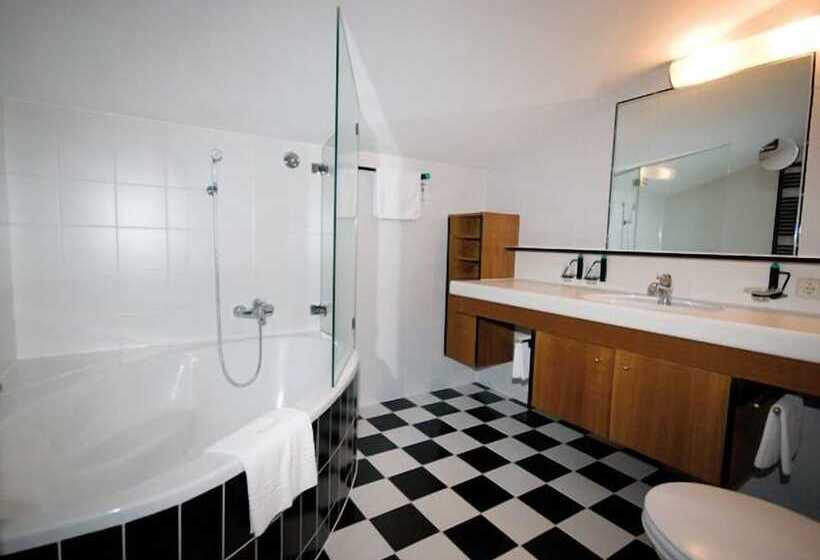 هتل Pension Felsenhof