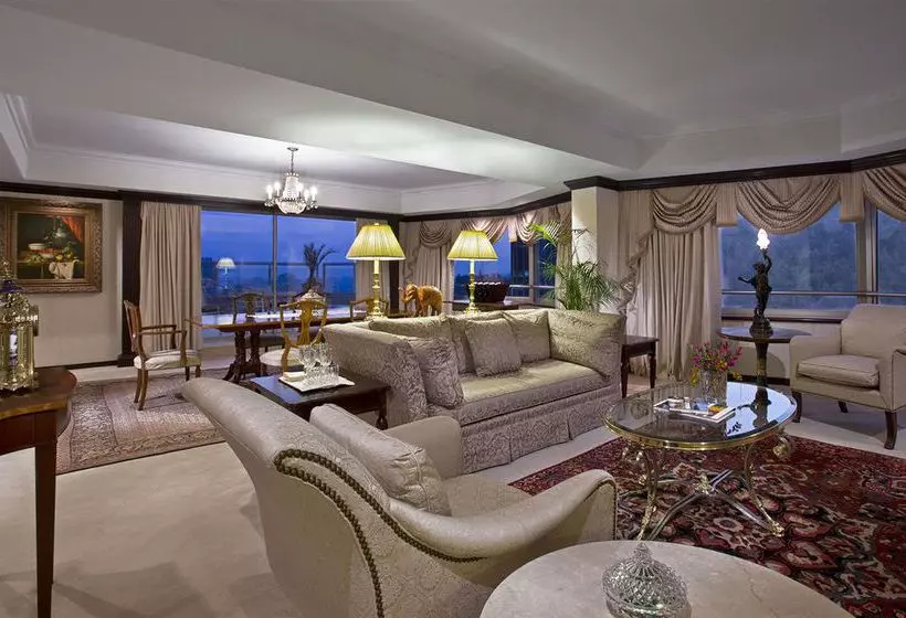 酒店 San Cristobal Tower, Santiago