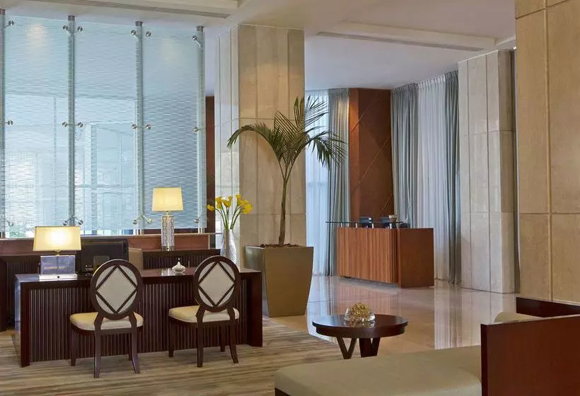 酒店 San Cristobal Tower, Santiago