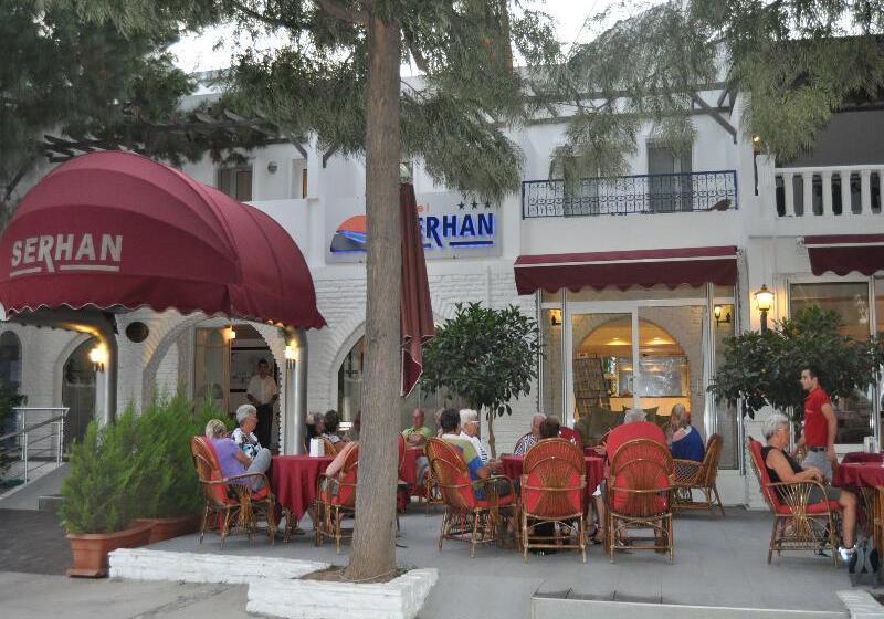 Hotel Serhan