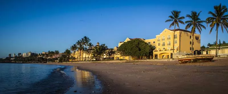 Отель Southern Sun Maputo