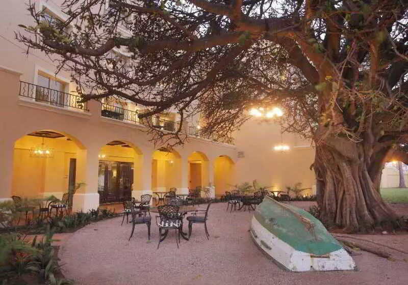 Отель Southern Sun Maputo