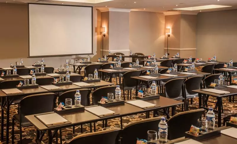 Отель Southern Sun Maputo