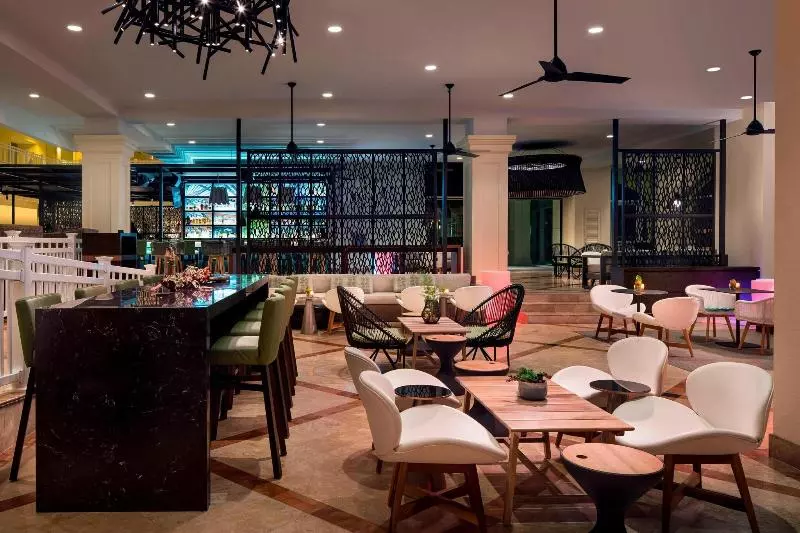 هتل St. Kitts Marriott Resort & The Royal Beach Casino