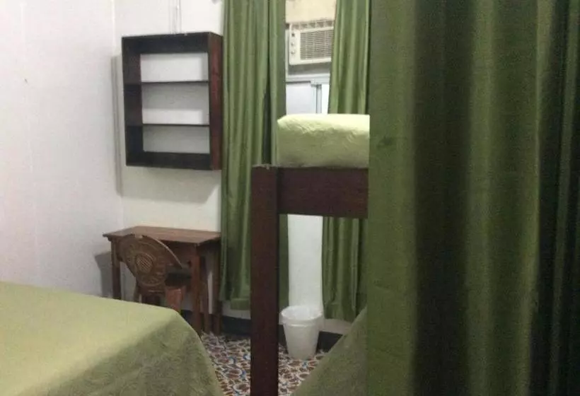 فندق Caribbean Palms Inn