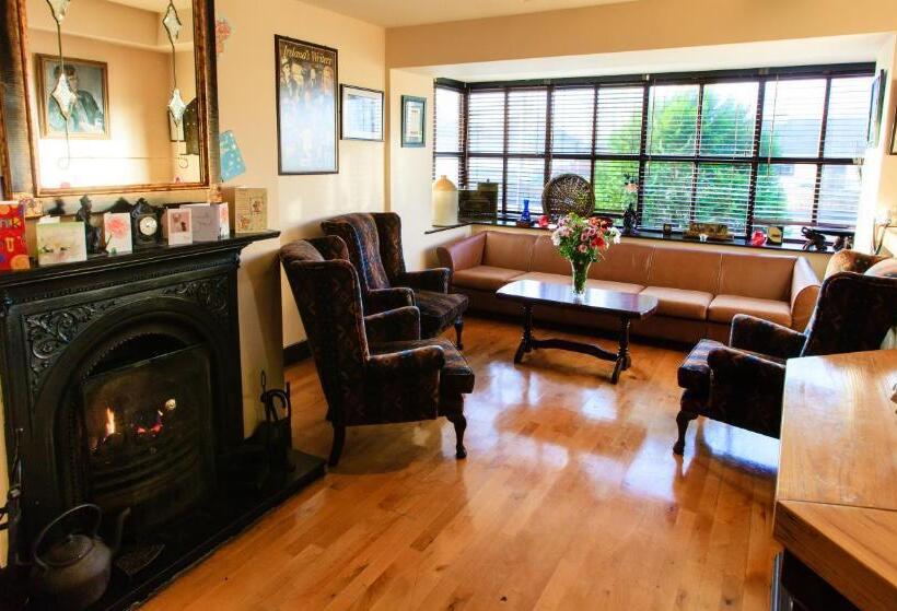 בית מלון כפרי The Yeats County Inn