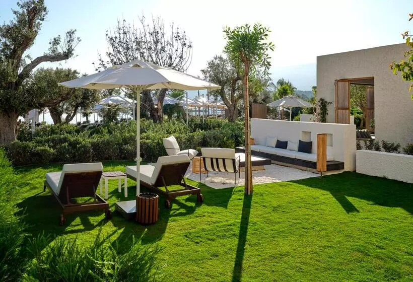 Отель Voyage Torba