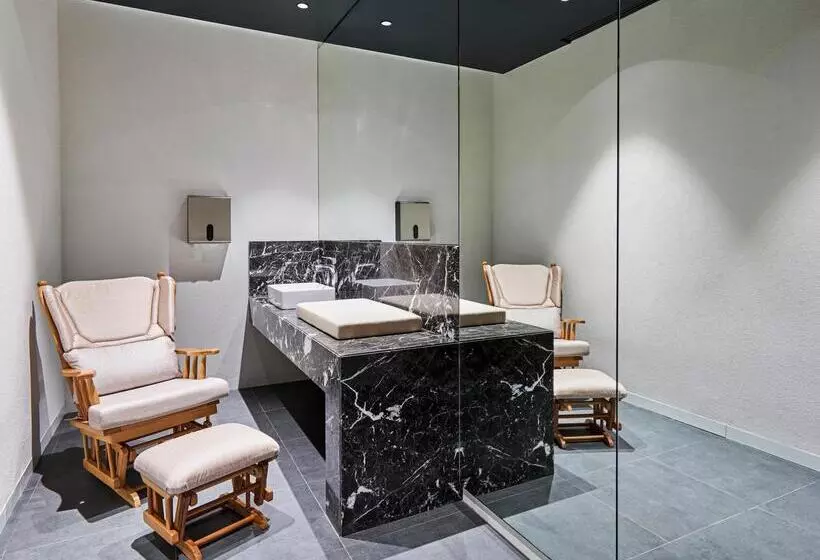 Отель Voyage Torba