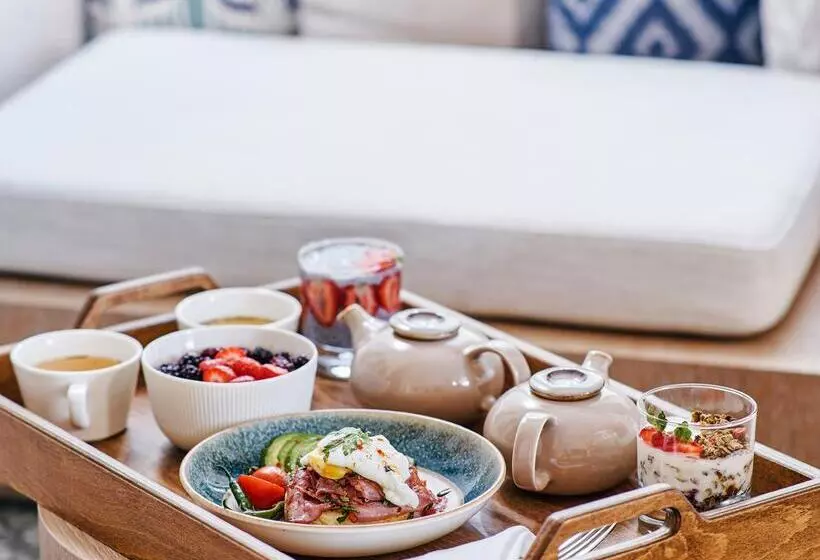 Отель Voyage Torba