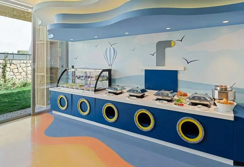 Отель Voyage Torba