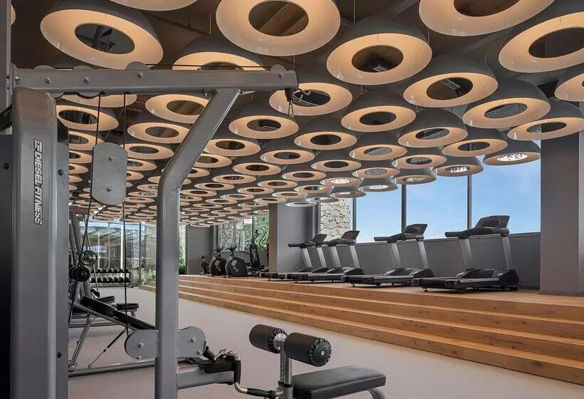 Отель Voyage Torba