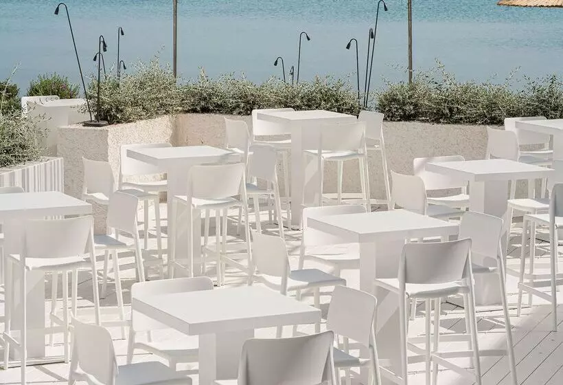 Отель Voyage Torba