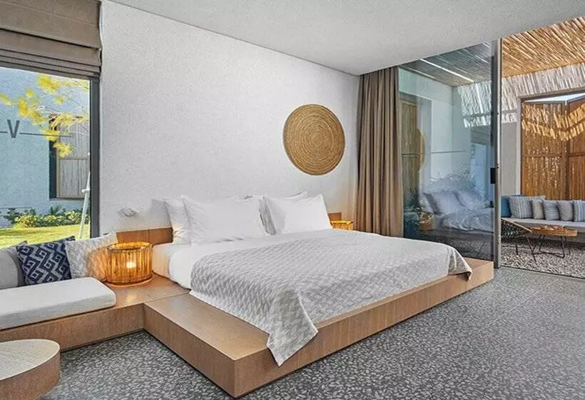 Отель Voyage Torba