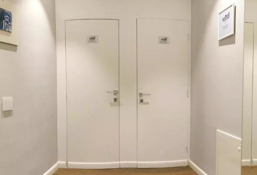 Bed and Breakfast Crescent Moon