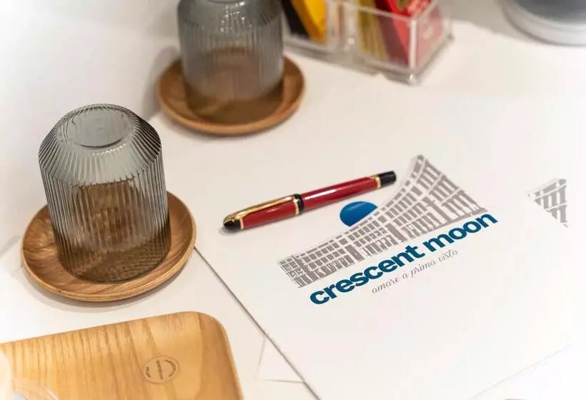 Bed and Breakfast Crescent Moon