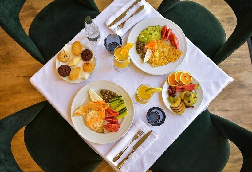 فندق Airport Garden