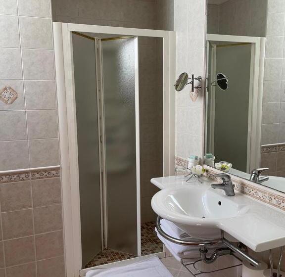 בית מלון כפרי Bristol