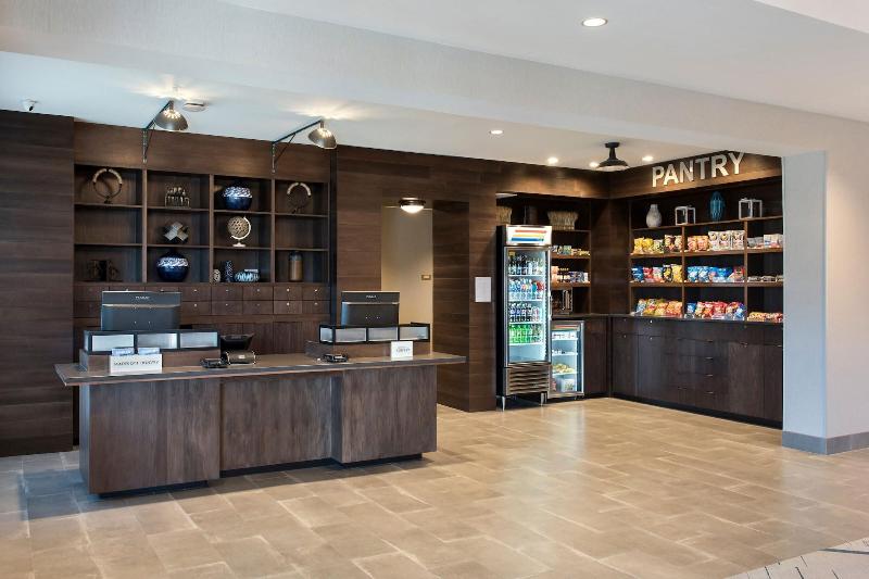 Отель Four Points By Sheraton Albany