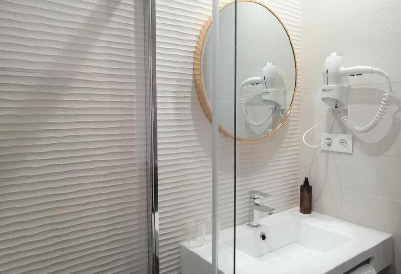 호텔 Hostal Restaurante Villa De Brihuega