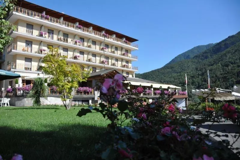 Hotel Monte Nebin