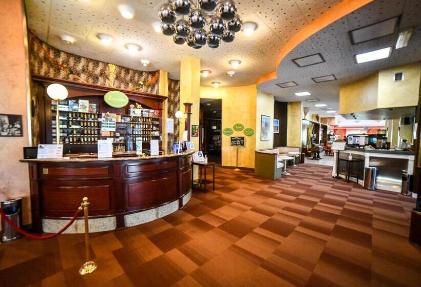 Отель Monte Nebin