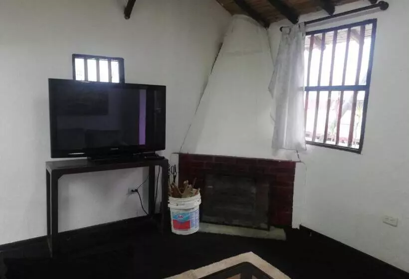 Hotelli Y Centro De Convenciones Pueblito De Yerbabuena Paraíso Natural