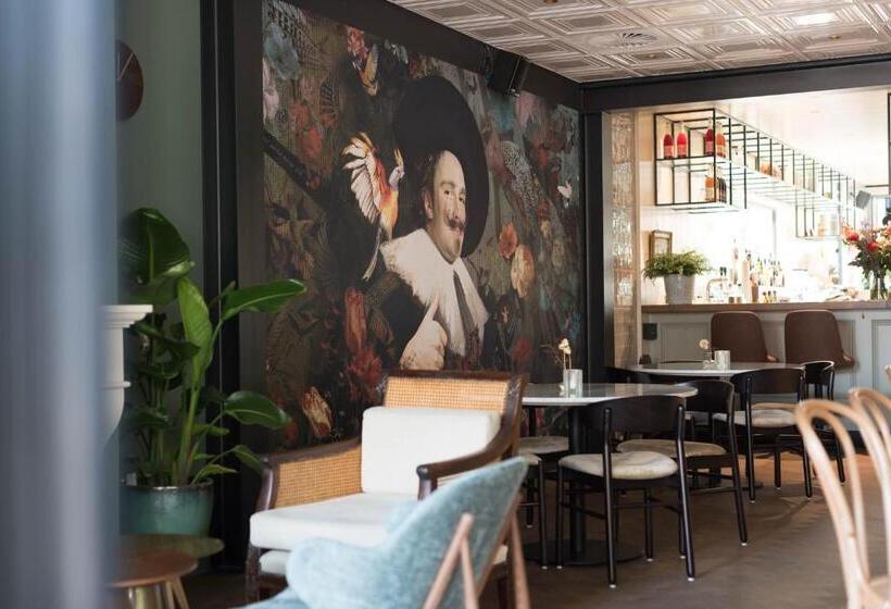 Отель Ysbrantsz Boutique