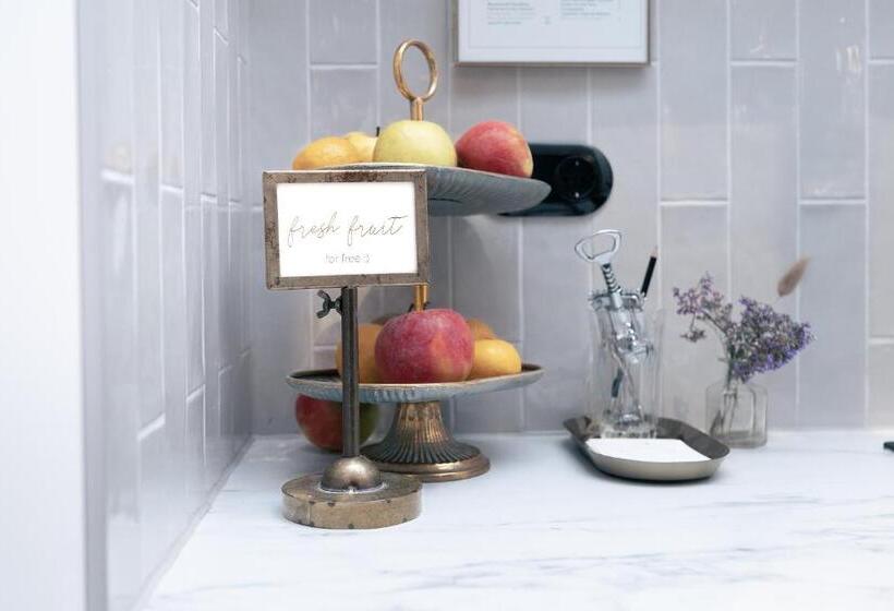 Отель Ysbrantsz Boutique