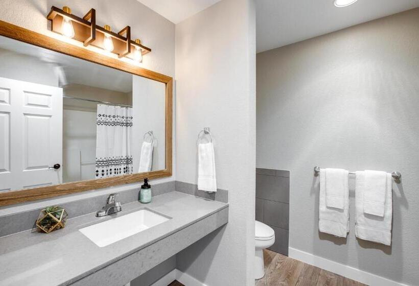 The Bivvi Hostel Telluride