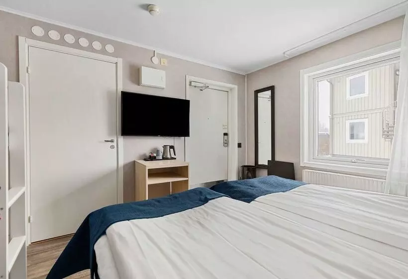 Отель Best Western Arlanda Lby