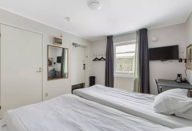 Отель Best Western Arlanda Lby