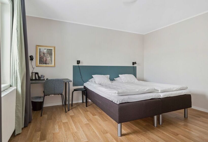 هتل Best Western Arlanda Lby