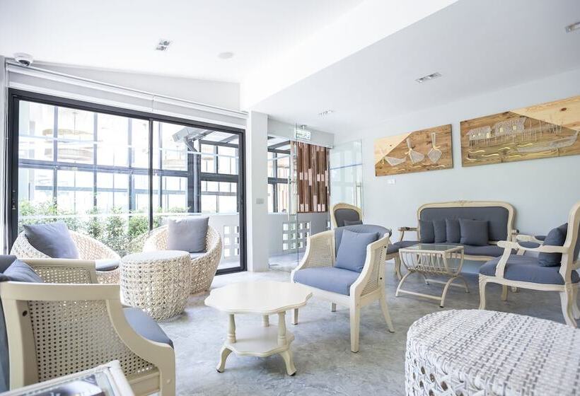 בית מלון כפרי Deevana Krabi Resort