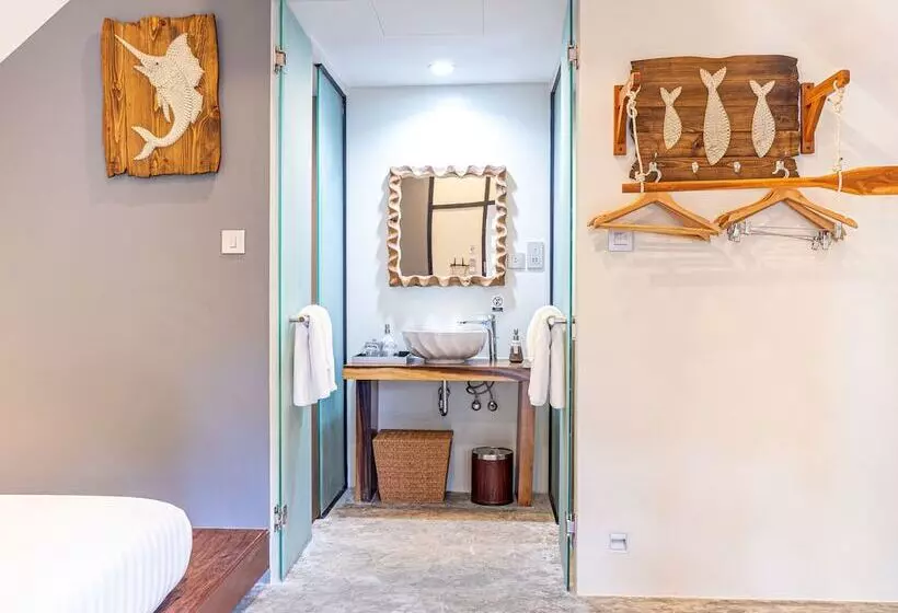 בית מלון כפרי Deevana Krabi Resort