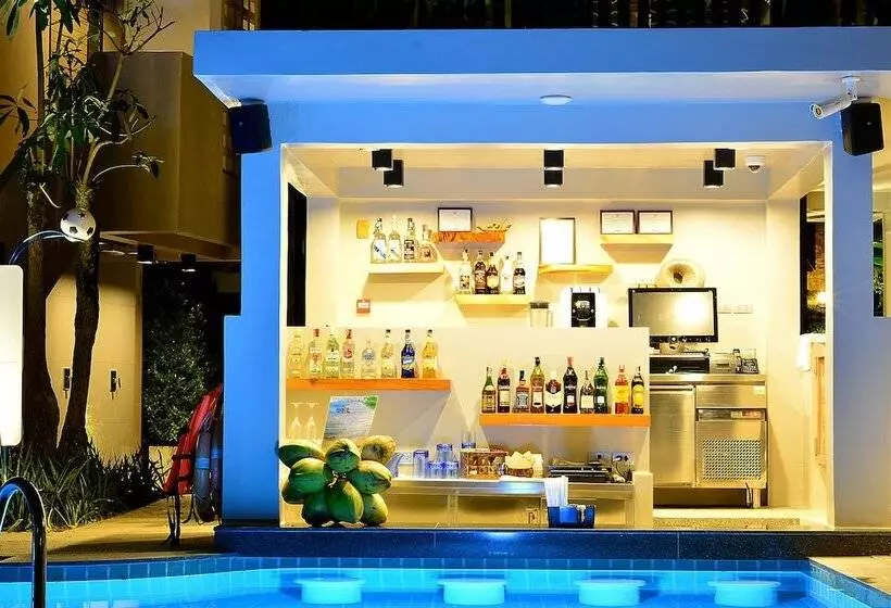 בית מלון כפרי Deevana Krabi Resort