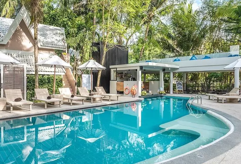 בית מלון כפרי Deevana Krabi Resort