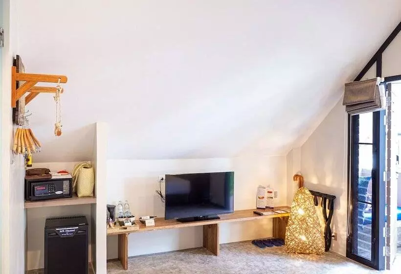 בית מלון כפרי Deevana Krabi Resort