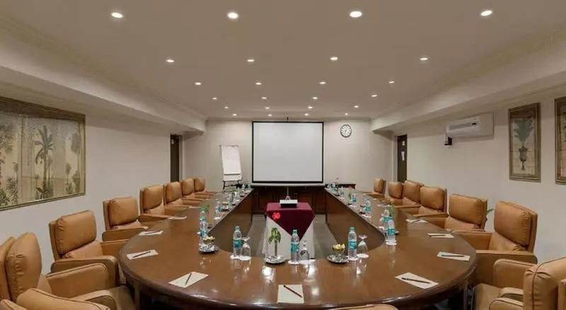 Golden Palms Hotel And Spa