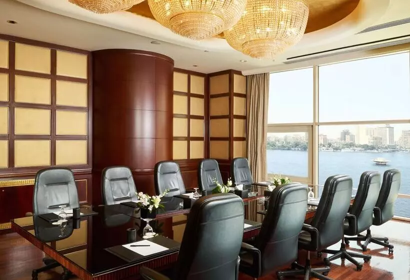 هتل Hilton Cairo Grand Nile