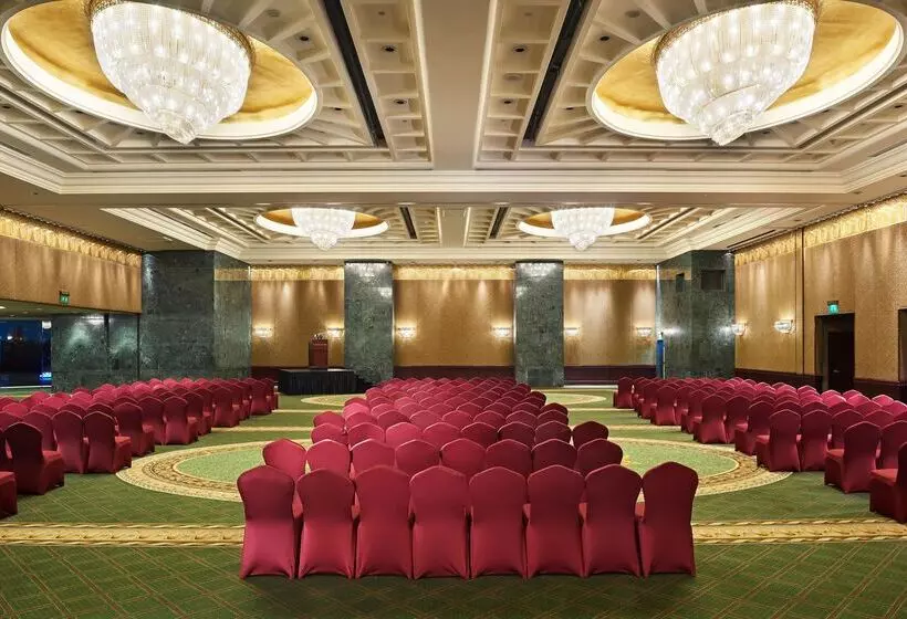 هتل Hilton Cairo Grand Nile