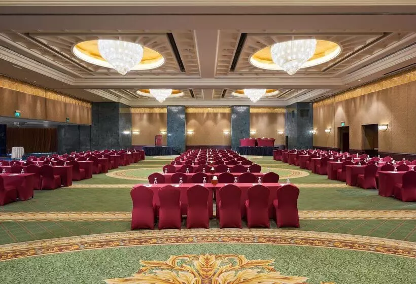 هتل Hilton Cairo Grand Nile