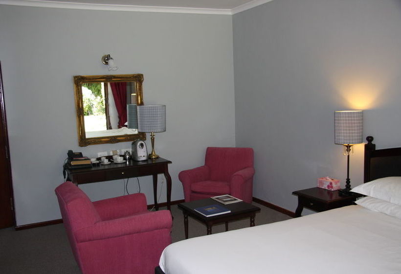 בית מלון כפרי Greenways Manor Guesthouse