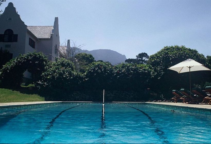 בית מלון כפרי Greenways Manor Guesthouse